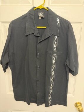 Men's Short-Sleeve Black Button-Down Shirt with Vertical Embroidered Stripe